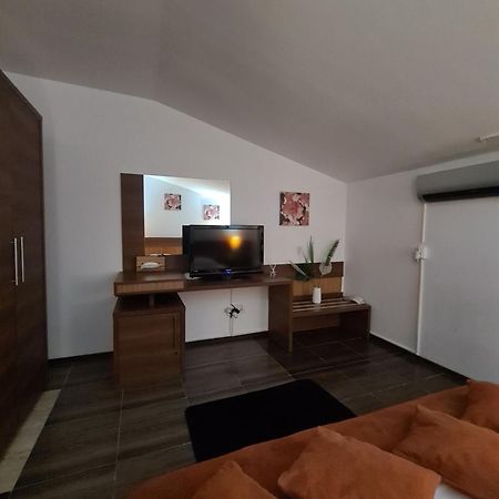 Bed and Breakfast Garsoniera Privata Bukarest Exterior foto