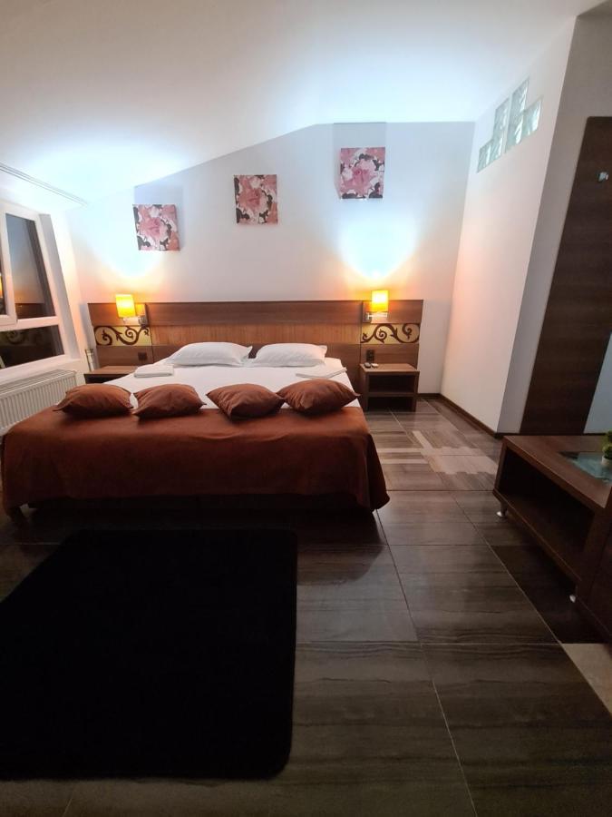 Bed and Breakfast Garsoniera Privata Bukarest Exterior foto