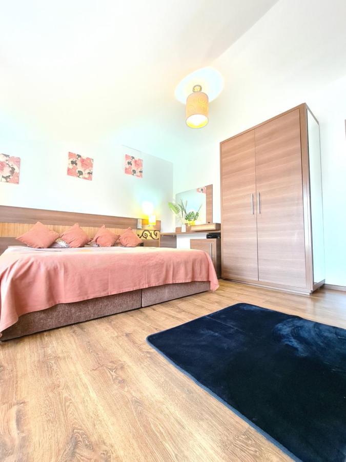 Bed and Breakfast Garsoniera Privata Bukarest Exterior foto