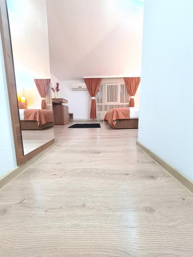 Bed and Breakfast Garsoniera Privata Bukarest Exterior foto