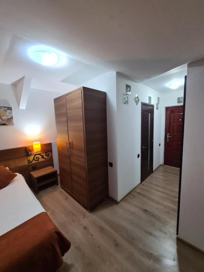 Bed and Breakfast Garsoniera Privata Bukarest Exterior foto